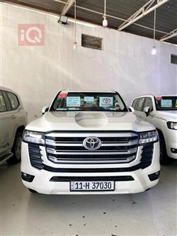 تۆیۆتا لاند کروزەر